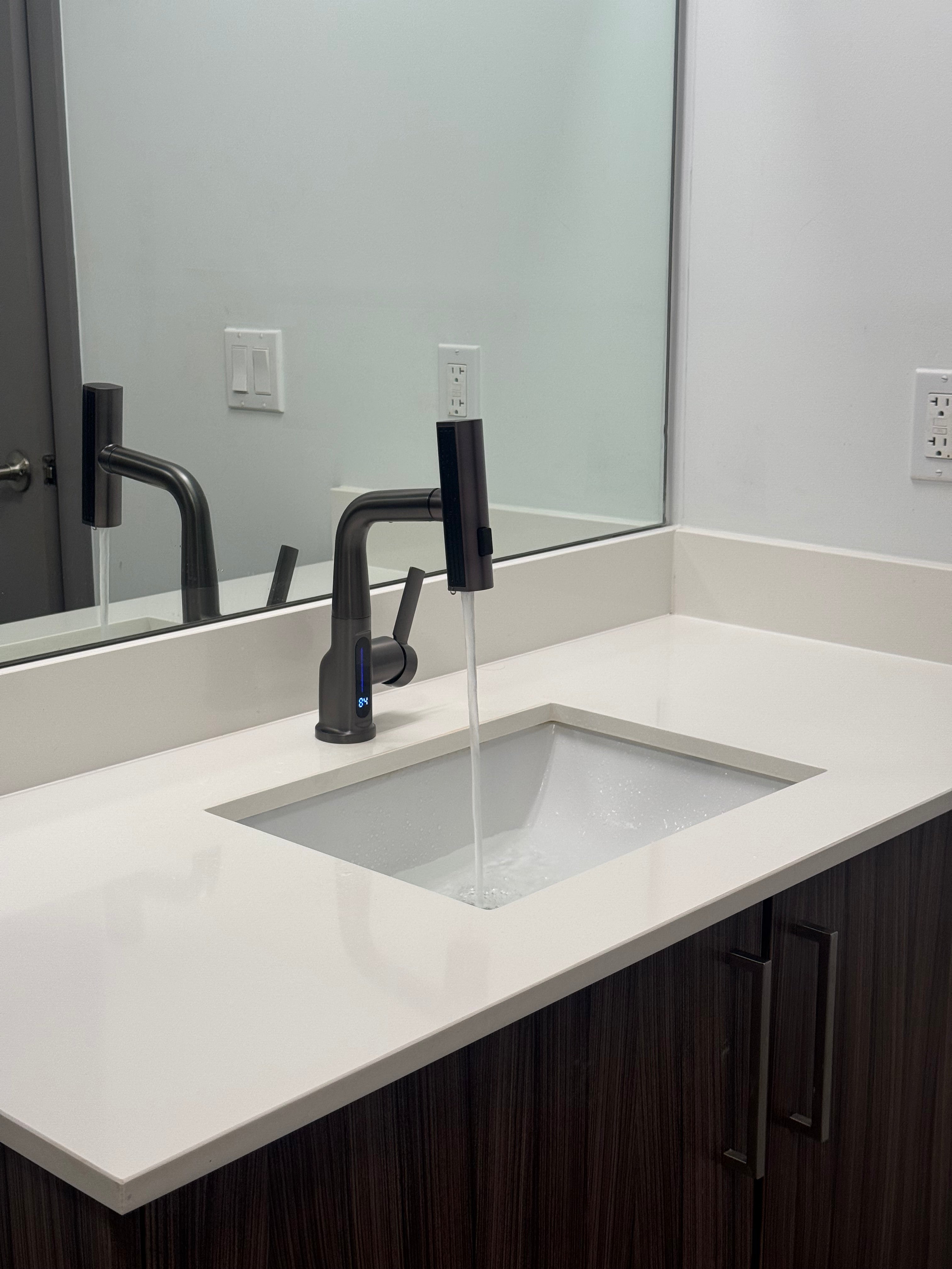 ZenCascade Waterfall & Pull-Out Faucet with Temperature Display in Gun Metal